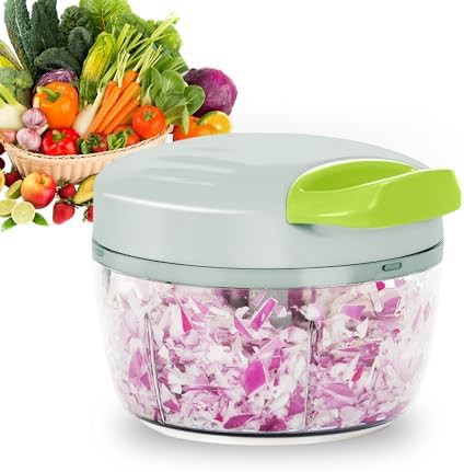 Green manual onion chopper with three blades